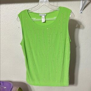 New Directions Green Sleeveless Tank Top